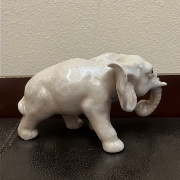 Vtg Elephant Crackle Glazed Ceramic Figurine - Picture 3 of 7